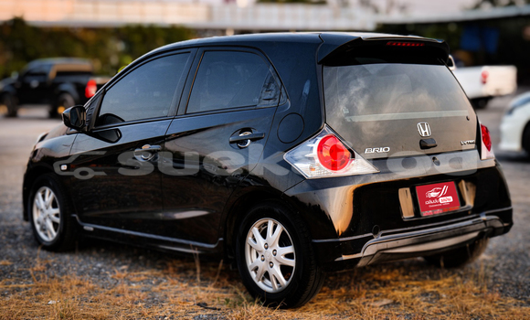 ซื้อ รถมือสอง Honda Brio สีดำ รถยนต์ ใน %{เมือง} ใน สระบุรี ซื้อ รถมือสอง Honda Brio สีดำ รถยนต์ ใน %{เมือง} ใน สระบุรี