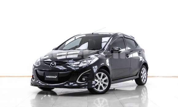 ซื้อ รถมือสอง Mazda 2 สีดำ รถยนต์ ใน %{เมือง} ใน กรุงเทพมหานคร