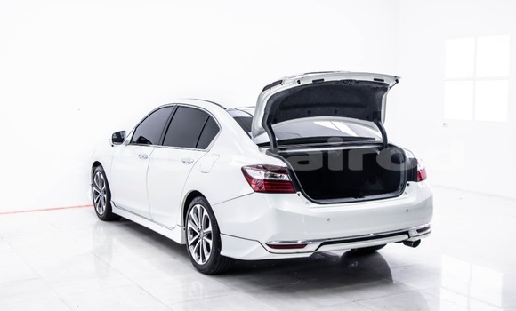 ซื้อ รถมือสอง Honda Accord ขาว รถยนต์ ใน %{เมือง} ใน กรุงเทพมหานคร ซื้อ รถมือสอง Honda Accord ขาว รถยนต์ ใน %{เมือง} ใน กรุงเทพมหานคร