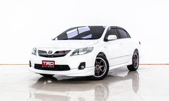 Buy Used Toyota Altis White Car in Bangkok in Bangkok