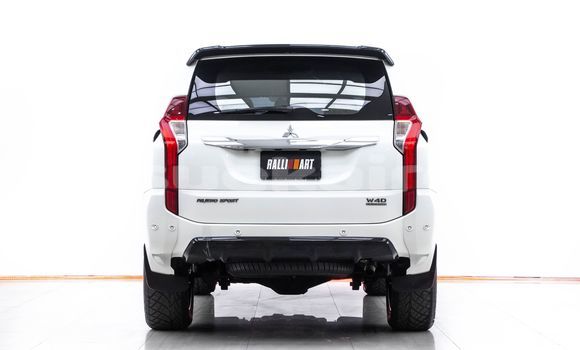 Buy Used Mitsubishi Pajero White Car in Bangkok in Bangkok Buy Used Mitsubishi Pajero White Car in Bangkok in Bangkok