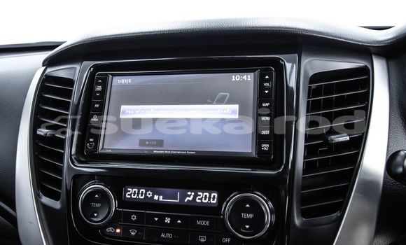 Buy Used Mitsubishi Pajero White Car in Bangkok in Bangkok Buy Used Mitsubishi Pajero White Car in Bangkok in Bangkok