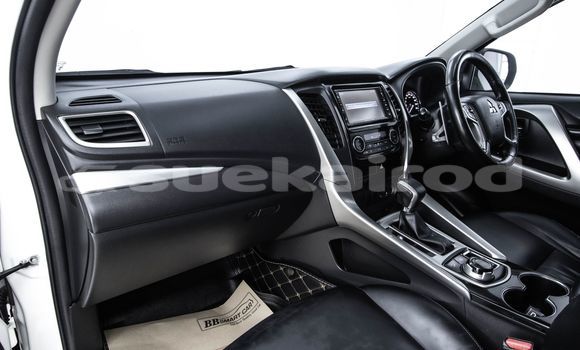 Buy Used Mitsubishi Pajero White Car in Bangkok in Bangkok Buy Used Mitsubishi Pajero White Car in Bangkok in Bangkok