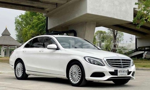 ซื้อ รถมือสอง Mercedes‒Benz C–Class ขาว รถยนต์ ใน %{เมือง} ใน กรุงเทพมหานคร ซื้อ รถมือสอง Mercedes‒Benz C–Class ขาว รถยนต์ ใน %{เมือง} ใน กรุงเทพมหานคร