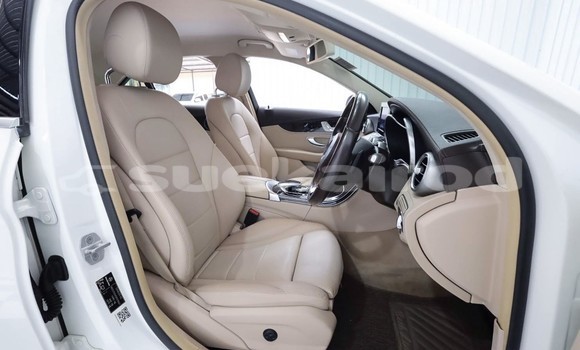 ซื้อ รถมือสอง Mercedes‒Benz C–Class ขาว รถยนต์ ใน %{เมือง} ใน กรุงเทพมหานคร ซื้อ รถมือสอง Mercedes‒Benz C–Class ขาว รถยนต์ ใน %{เมือง} ใน กรุงเทพมหานคร