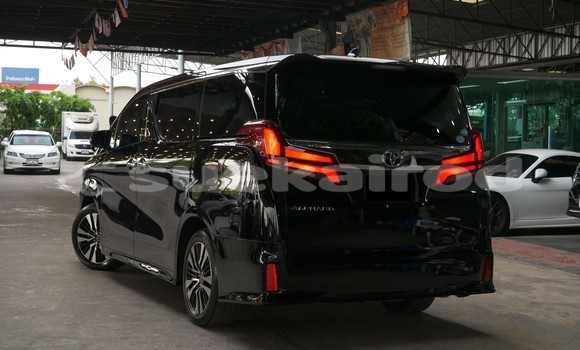 Buy Used Toyota Alphard Black Car in Bangkok in Bangkok Buy Used Toyota Alphard Black Car in Bangkok in Bangkok