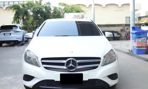 ซื้อ รถมือสอง Mercedes‒Benz A–Class ขาว รถยนต์ ใน %{เมือง} ใน กรุงเทพมหานคร ซื้อ รถมือสอง Mercedes‒Benz A–Class ขาว รถยนต์ ใน %{เมือง} ใน กรุงเทพมหานคร