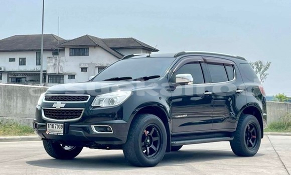 Buy Used Chevrolet TrailBlazer Black Car in Bangkok in Bangkok