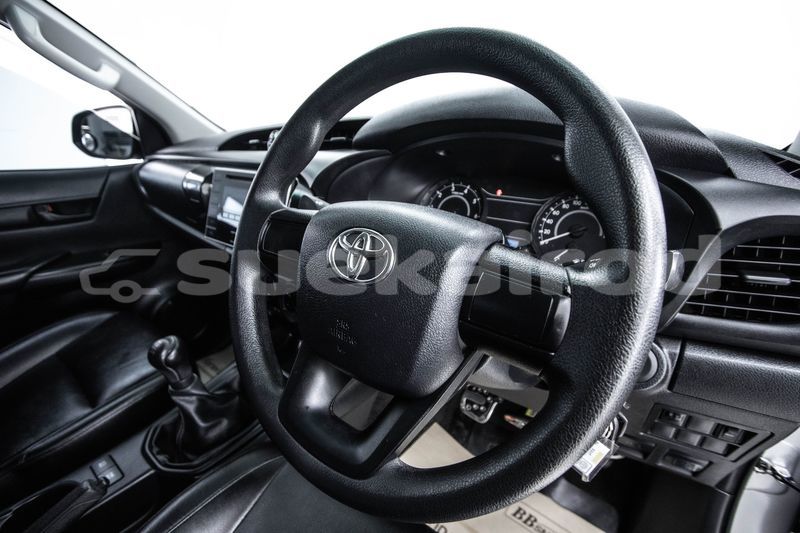 Big with watermark toyota hiluxe revo bangkok bangkok 59610