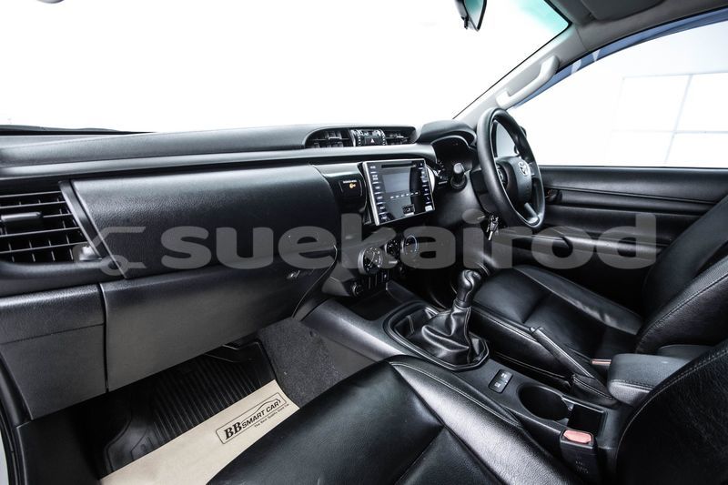 Big with watermark toyota hiluxe revo bangkok bangkok 59610