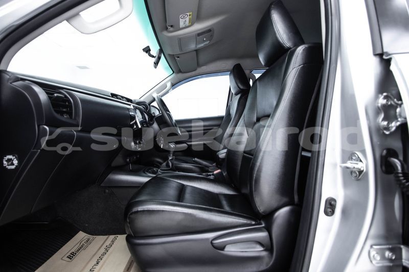 Big with watermark toyota hiluxe revo bangkok bangkok 59610