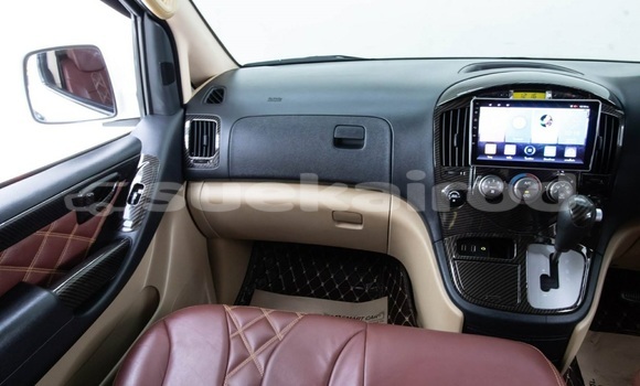 ซื้อ รถมือสอง Hyundai Grand Starex ขาว รถยนต์ ใน %{เมือง} ใน กรุงเทพมหานคร ซื้อ รถมือสอง Hyundai Grand Starex ขาว รถยนต์ ใน %{เมือง} ใน กรุงเทพมหานคร