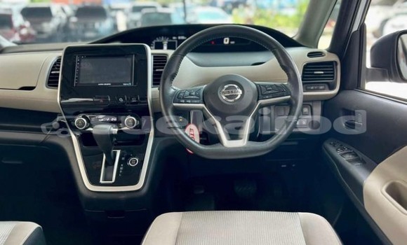 Buy Used Nissan Serena Silver Car in Bangkok in Bangkok Buy Used Nissan Serena Silver Car in Bangkok in Bangkok