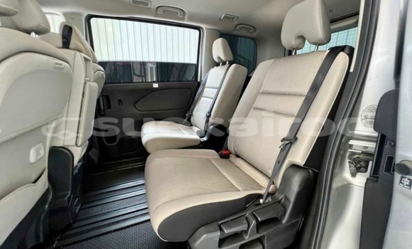 Buy Used Nissan Serena Silver Car in Bangkok in Bangkok Buy Used Nissan Serena Silver Car in Bangkok in Bangkok