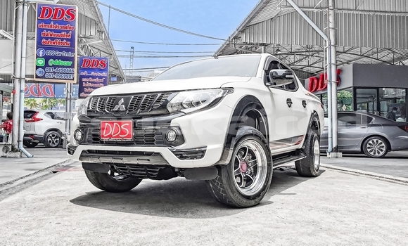 ซื้อ รถมือสอง Mitsubishi Triton ขาว รถยนต์ ใน %{เมือง} ใน กรุงเทพมหานคร ซื้อ รถมือสอง Mitsubishi Triton ขาว รถยนต์ ใน %{เมือง} ใน กรุงเทพมหานคร