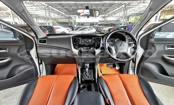 ซื้อ รถมือสอง Mitsubishi Triton ขาว รถยนต์ ใน %{เมือง} ใน กรุงเทพมหานคร ซื้อ รถมือสอง Mitsubishi Triton ขาว รถยนต์ ใน %{เมือง} ใน กรุงเทพมหานคร