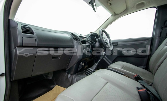 Buy Used Isuzu D-Max White Car in Bangkok in Bangkok Buy Used Isuzu D-Max White Car in Bangkok in Bangkok