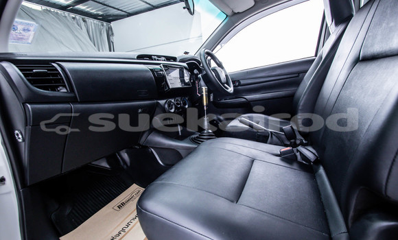 Buy Used Toyota Hiluxe Revo White Car in Bangkok in Bangkok Buy Used Toyota Hiluxe Revo White Car in Bangkok in Bangkok