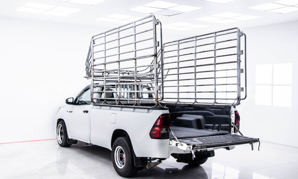 Buy Used Toyota Hiluxe Revo White Car in Bangkok in Bangkok Buy Used Toyota Hiluxe Revo White Car in Bangkok in Bangkok