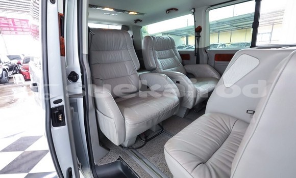 ซื้อ รถมือสอง Volkswagen Caravelle เงิน รถยนต์ ใน %{เมือง} ใน กรุงเทพมหานคร ซื้อ รถมือสอง Volkswagen Caravelle เงิน รถยนต์ ใน %{เมือง} ใน กรุงเทพมหานคร