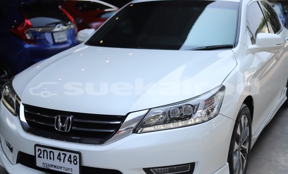 Buy Used Honda Accord White Car in Bangkok in Bangkok