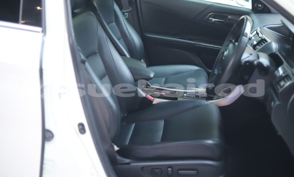 ซื้อ รถมือสอง Honda Accord ขาว รถยนต์ ใน %{เมือง} ใน กรุงเทพมหานคร ซื้อ รถมือสอง Honda Accord ขาว รถยนต์ ใน %{เมือง} ใน กรุงเทพมหานคร