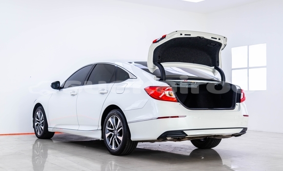 Buy Used Honda Accord White Car in Bangkok in Bangkok Buy Used Honda Accord White Car in Bangkok in Bangkok