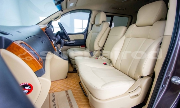 ซื้อ รถมือสอง Hyundai H1 อื่น ๆ รถยนต์ ใน %{เมือง} ใน สมุทรสาคร ซื้อ รถมือสอง Hyundai H1 อื่น ๆ รถยนต์ ใน %{เมือง} ใน สมุทรสาคร