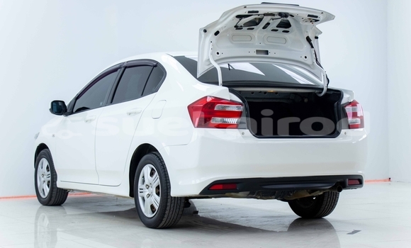 ซื้อ รถมือสอง Honda City ขาว รถยนต์ ใน %{เมือง} ใน สมุทรสาคร ซื้อ รถมือสอง Honda City ขาว รถยนต์ ใน %{เมือง} ใน สมุทรสาคร