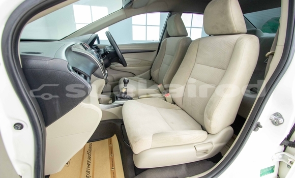 ซื้อ รถมือสอง Honda City ขาว รถยนต์ ใน %{เมือง} ใน สมุทรสาคร ซื้อ รถมือสอง Honda City ขาว รถยนต์ ใน %{เมือง} ใน สมุทรสาคร