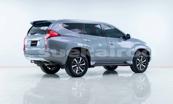 Buy Used Mitsubishi Pajero Other Car in Samut Sakhon in Samut Sakhon Buy Used Mitsubishi Pajero Other Car in Samut Sakhon in Samut Sakhon