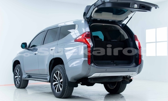 Buy Used Mitsubishi Pajero Other Car in Samut Sakhon in Samut Sakhon Buy Used Mitsubishi Pajero Other Car in Samut Sakhon in Samut Sakhon