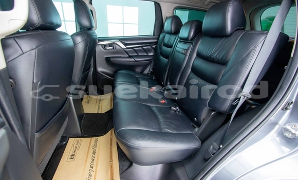 Buy Used Mitsubishi Pajero Other Car in Samut Sakhon in Samut Sakhon Buy Used Mitsubishi Pajero Other Car in Samut Sakhon in Samut Sakhon