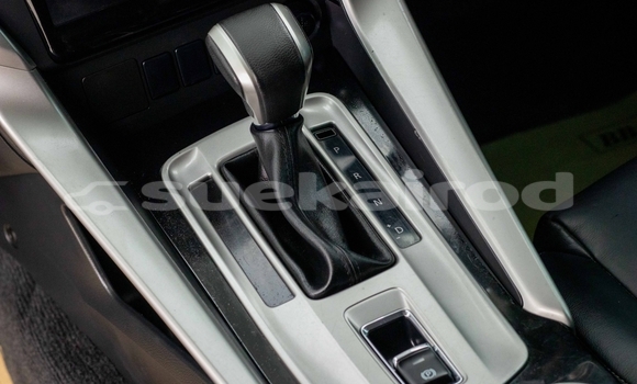 Buy Used Mitsubishi Pajero Other Car in Samut Sakhon in Samut Sakhon Buy Used Mitsubishi Pajero Other Car in Samut Sakhon in Samut Sakhon