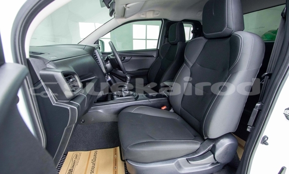 ซื้อ รถมือสอง Isuzu D-Max ขาว รถยนต์ ใน %{เมือง} ใน สมุทรสาคร ซื้อ รถมือสอง Isuzu D-Max ขาว รถยนต์ ใน %{เมือง} ใน สมุทรสาคร