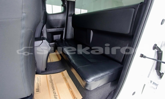 ซื้อ รถมือสอง Isuzu D-Max ขาว รถยนต์ ใน %{เมือง} ใน สมุทรสาคร ซื้อ รถมือสอง Isuzu D-Max ขาว รถยนต์ ใน %{เมือง} ใน สมุทรสาคร