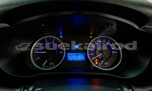 Buy Used Toyota Hiluxe Revo White Car in Samut Sakhon in Samut Sakhon Buy Used Toyota Hiluxe Revo White Car in Samut Sakhon in Samut Sakhon