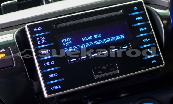 Buy Used Toyota Hiluxe Revo White Car in Samut Sakhon in Samut Sakhon Buy Used Toyota Hiluxe Revo White Car in Samut Sakhon in Samut Sakhon