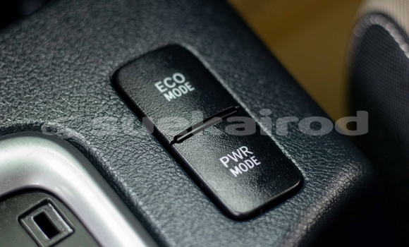 Buy Used Toyota Hiluxe Revo White Car in Samut Sakhon in Samut Sakhon Buy Used Toyota Hiluxe Revo White Car in Samut Sakhon in Samut Sakhon