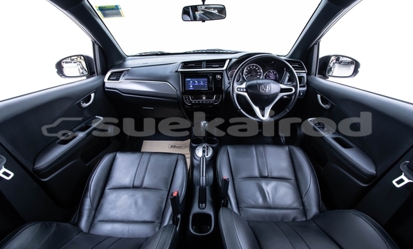 ซื้อ รถมือสอง Honda BR-V สีดำ รถยนต์ ใน %{เมือง} ใน นนทบุรี ซื้อ รถมือสอง Honda BR-V สีดำ รถยนต์ ใน %{เมือง} ใน นนทบุรี