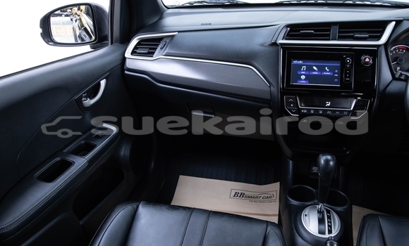 ซื้อ รถมือสอง Honda BR-V สีดำ รถยนต์ ใน %{เมือง} ใน นนทบุรี ซื้อ รถมือสอง Honda BR-V สีดำ รถยนต์ ใน %{เมือง} ใน นนทบุรี