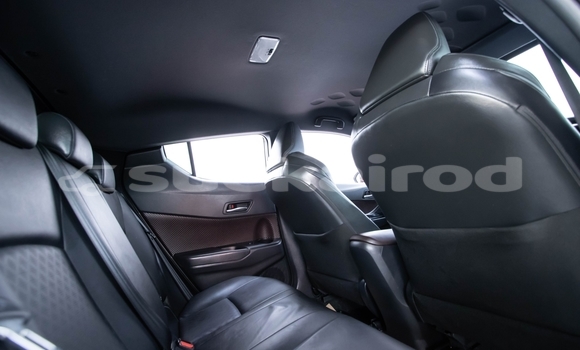 Buy Used Toyota C-HR Other Car in Nonthaburi in Nonthaburi Buy Used Toyota C-HR Other Car in Nonthaburi in Nonthaburi