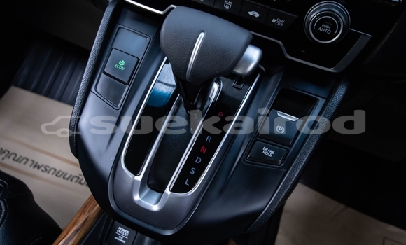 ซื้อ รถมือสอง Honda CR-V สีดำ รถยนต์ ใน %{เมือง} ใน นนทบุรี ซื้อ รถมือสอง Honda CR-V สีดำ รถยนต์ ใน %{เมือง} ใน นนทบุรี