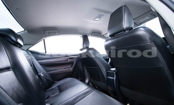 ซื้อ รถมือสอง Toyota Altis สีดำ รถยนต์ ใน %{เมือง} ใน นนทบุรี ซื้อ รถมือสอง Toyota Altis สีดำ รถยนต์ ใน %{เมือง} ใน นนทบุรี