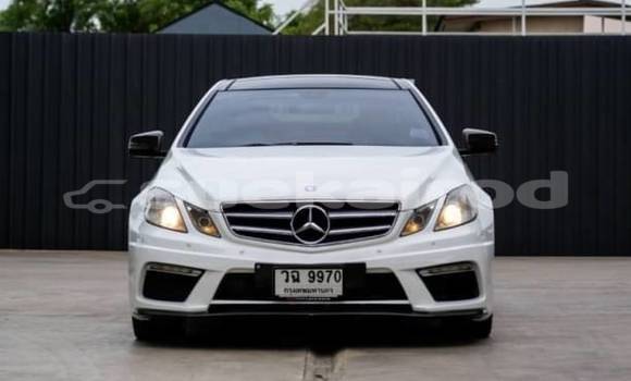 Buy Used Mercedes-Benz E200 White Car in Bangkok in Bangkok Buy Used Mercedes-Benz E200 White Car in Bangkok in Bangkok