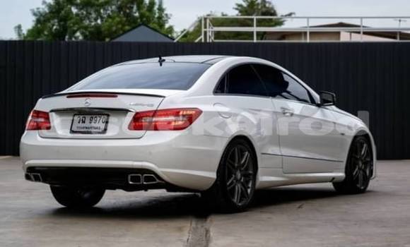 Buy Used Mercedes-Benz E200 White Car in Bangkok in Bangkok Buy Used Mercedes-Benz E200 White Car in Bangkok in Bangkok