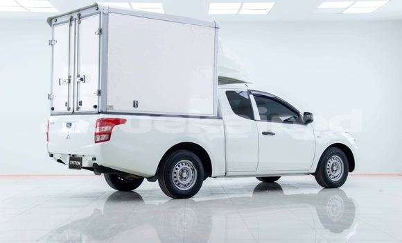 ซื้อ รถมือสอง Mitsubishi Triton ขาว รถยนต์ ใน %{เมือง} ใน สมุทรสาคร ซื้อ รถมือสอง Mitsubishi Triton ขาว รถยนต์ ใน %{เมือง} ใน สมุทรสาคร