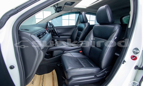 ซื้อ รถมือสอง Honda HR-V ขาว รถยนต์ ใน %{เมือง} ใน สมุทรสาคร ซื้อ รถมือสอง Honda HR-V ขาว รถยนต์ ใน %{เมือง} ใน สมุทรสาคร