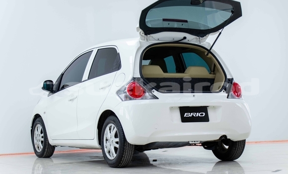 ซื้อ รถมือสอง Honda Brio ขาว รถยนต์ ใน %{เมือง} ใน สมุทรสาคร ซื้อ รถมือสอง Honda Brio ขาว รถยนต์ ใน %{เมือง} ใน สมุทรสาคร