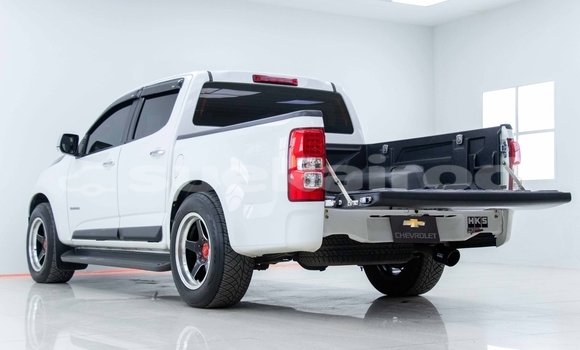 ซื้อ รถมือสอง Chevrolet Colorado ขาว รถยนต์ ใน %{เมือง} ใน สมุทรสาคร ซื้อ รถมือสอง Chevrolet Colorado ขาว รถยนต์ ใน %{เมือง} ใน สมุทรสาคร